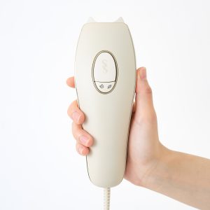 Alternative view of SmoothSkin Pure Adapt – Trắng Champagne – Phiên bản UK (Đầu cắm 3 chấu, made in UK) – Máy triệt lông cá nhân cao cấp